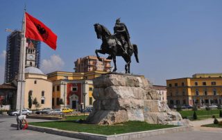 Piazza Scanderbeg Tirana