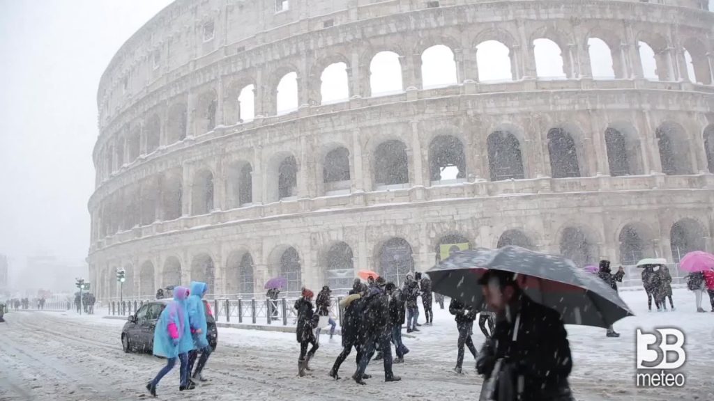 Roma sotto la neve