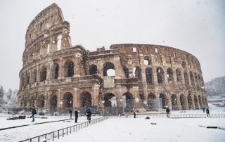 Tour a piedi Roma imbiancata