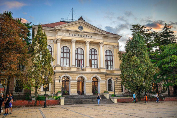 Prima scuola di grammatica in Serbia a Kragujevac